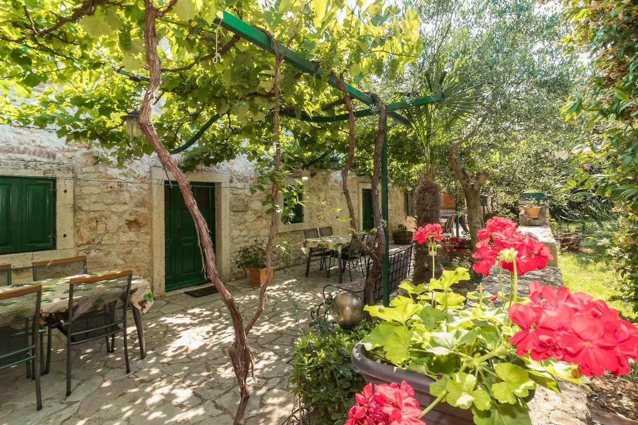 Country House Apartments Pula