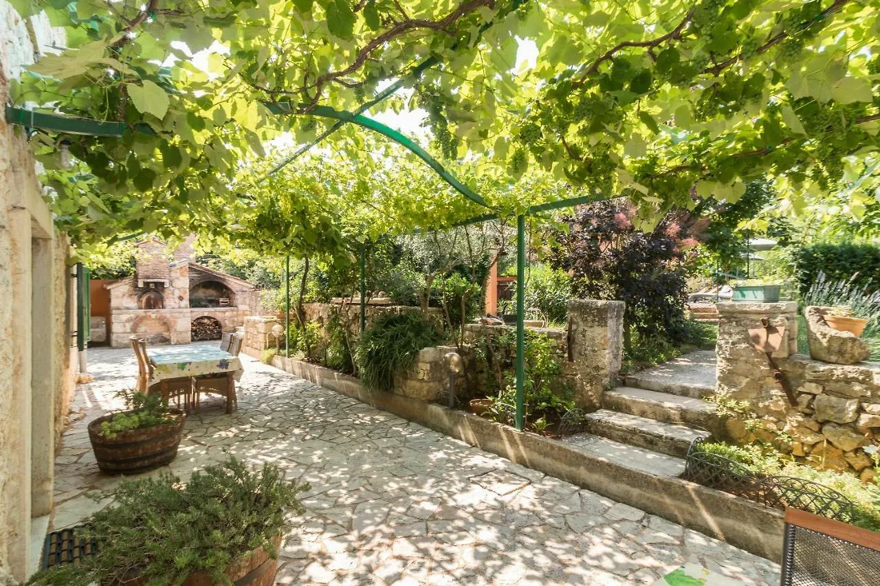 Country House Apartments Pula