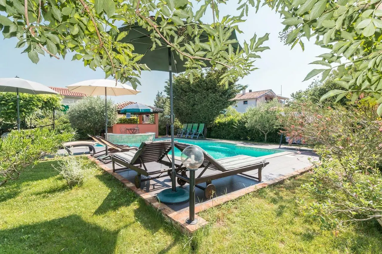Country House Apartments Pula