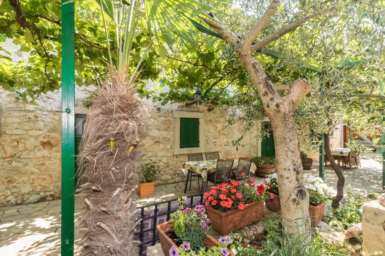 Country House Apartments Pula